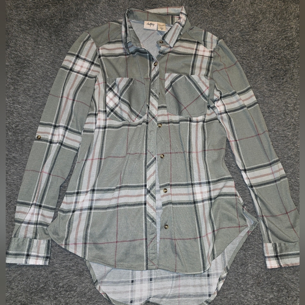Gray Plaid Button-Up Shirt